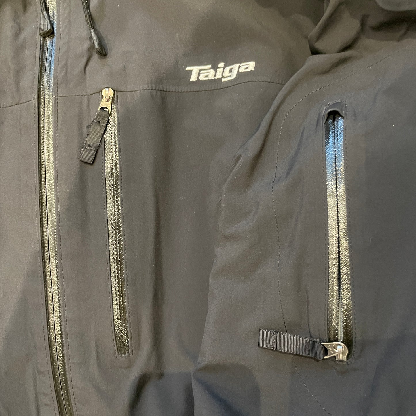 Taiga Technical Windbreaker