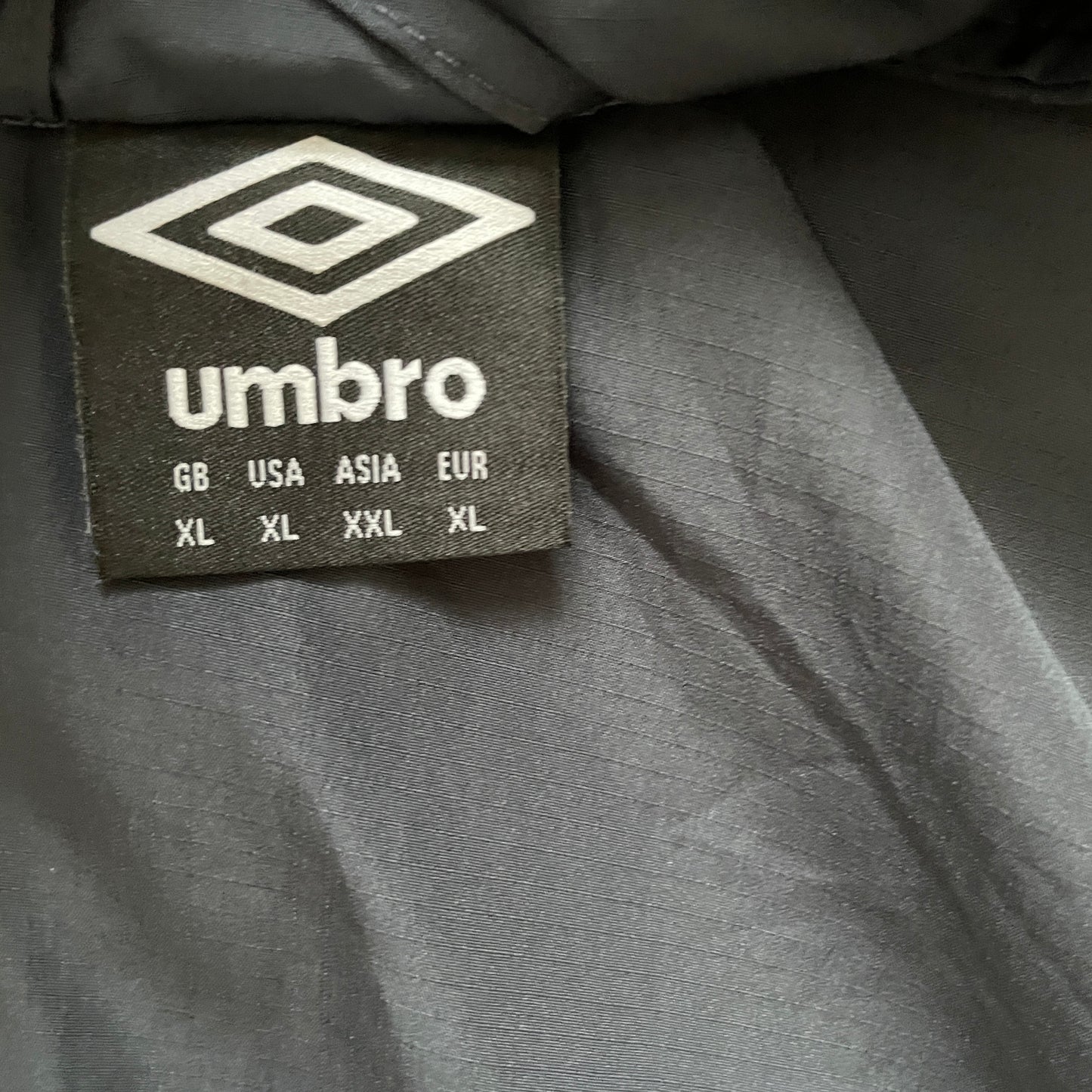 Umbro Vintage Windbreaker