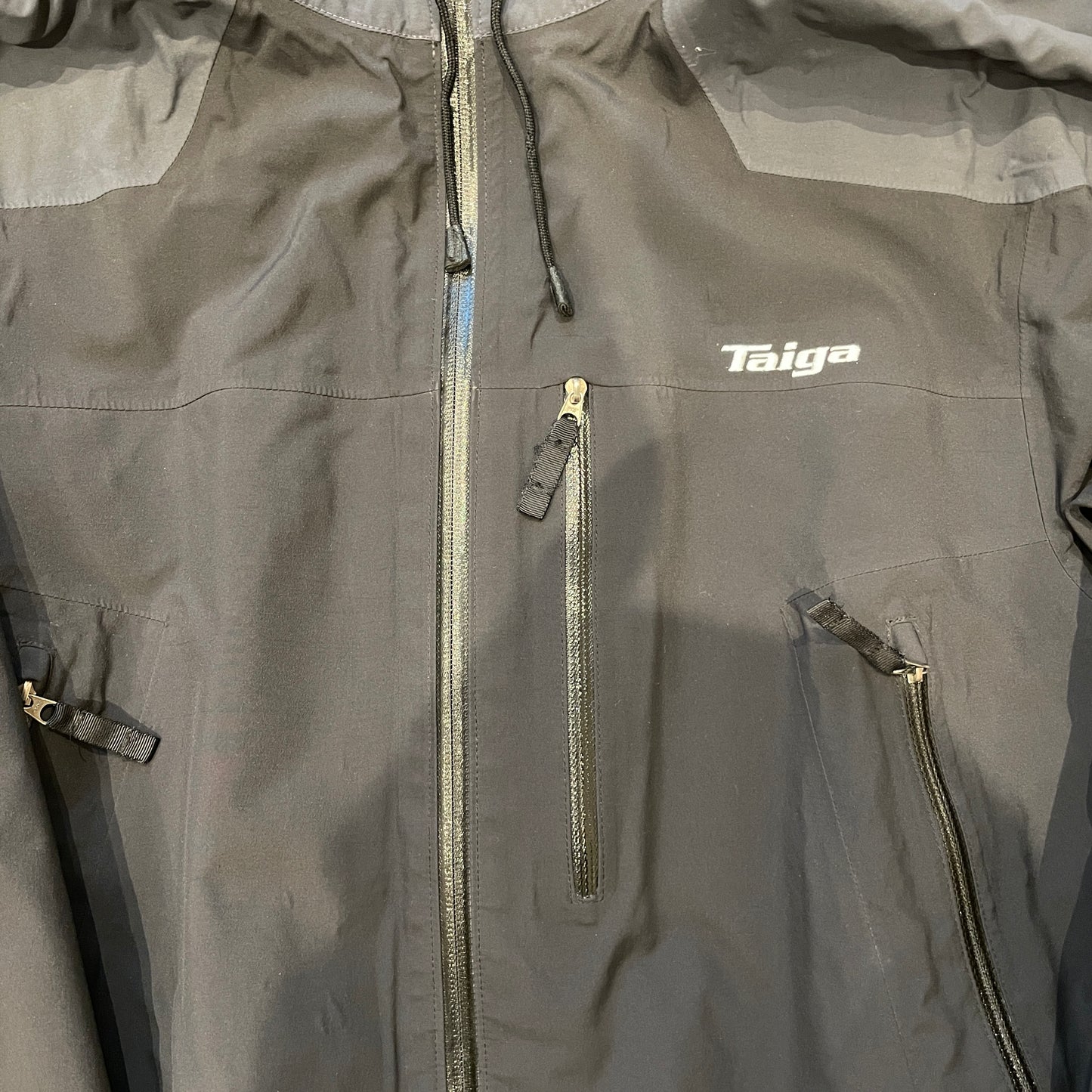 Taiga Technical Windbreaker